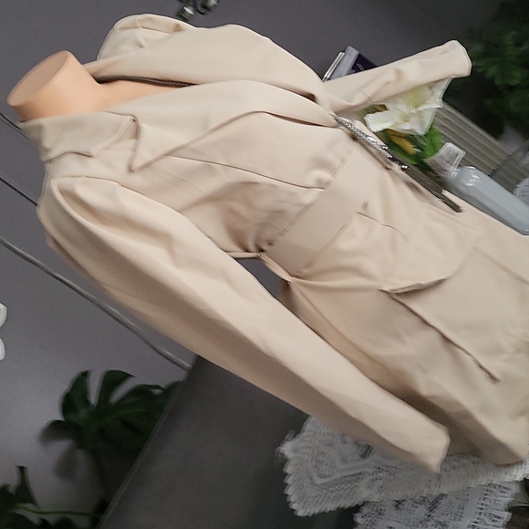 IMPORTED BLAZER MUST SEE! - Picture 9 of 17